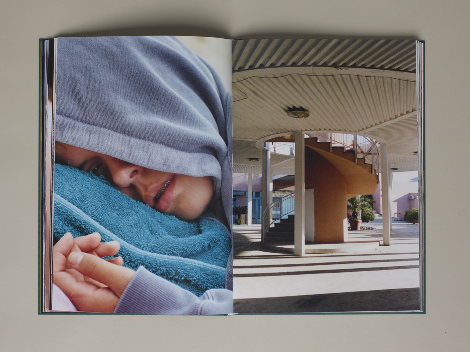 St_Gil_Book_Jonathan_Schmidt Ott_07